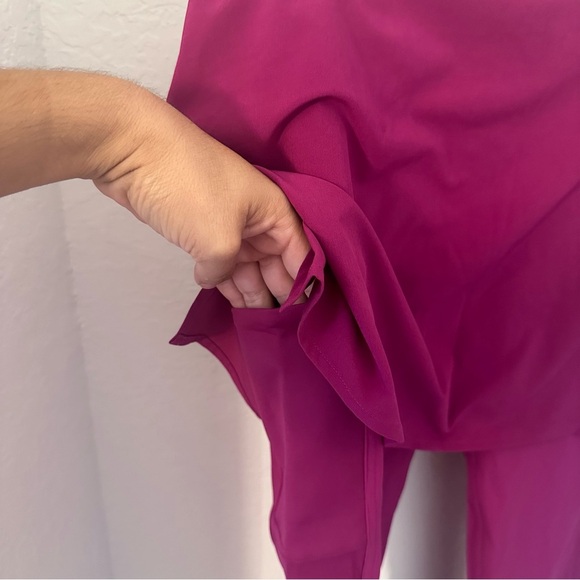 Lululemon Rare 2 in 1 HR Tennis Skirt Tight 25 inch Size 8 Color Magenta MGPR - Picture 3 of 7